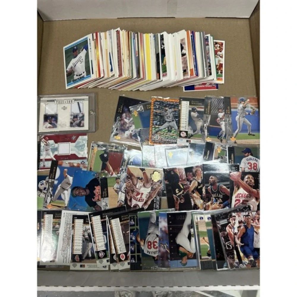Unsearched Vintage Sports Cards Early‎ 90's Football Basketball Baseball Random